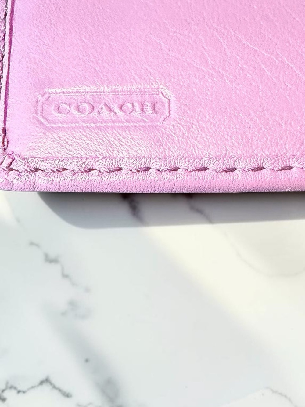 Coach Lilac Purple Leather Bifold Wallet with Turnlock Closure - Picture 7 of 8